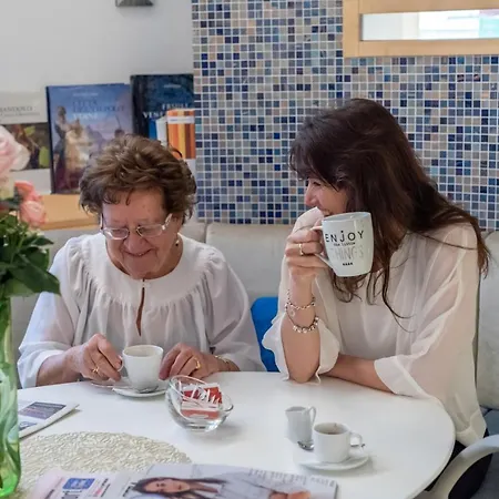 מלון Hotel Suite Inn 3*