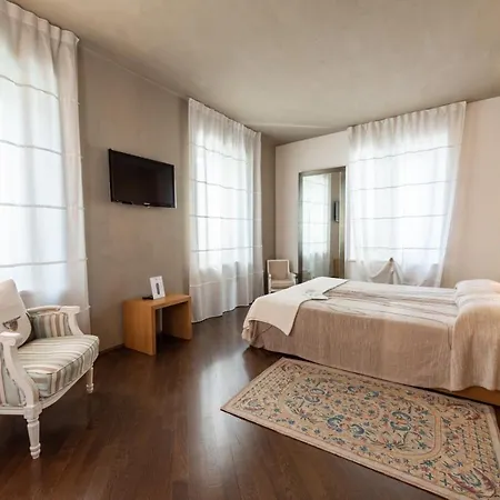 Otel Hotel Suite Inn 3*