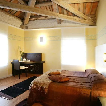 Отель Hotel Suite Inn Удине