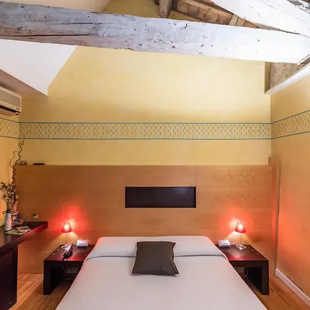 Отель Hotel Suite Inn Удине