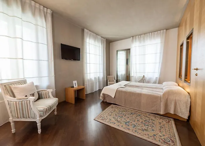 Ξενοδοχείο Hotel Suite Inn 3*